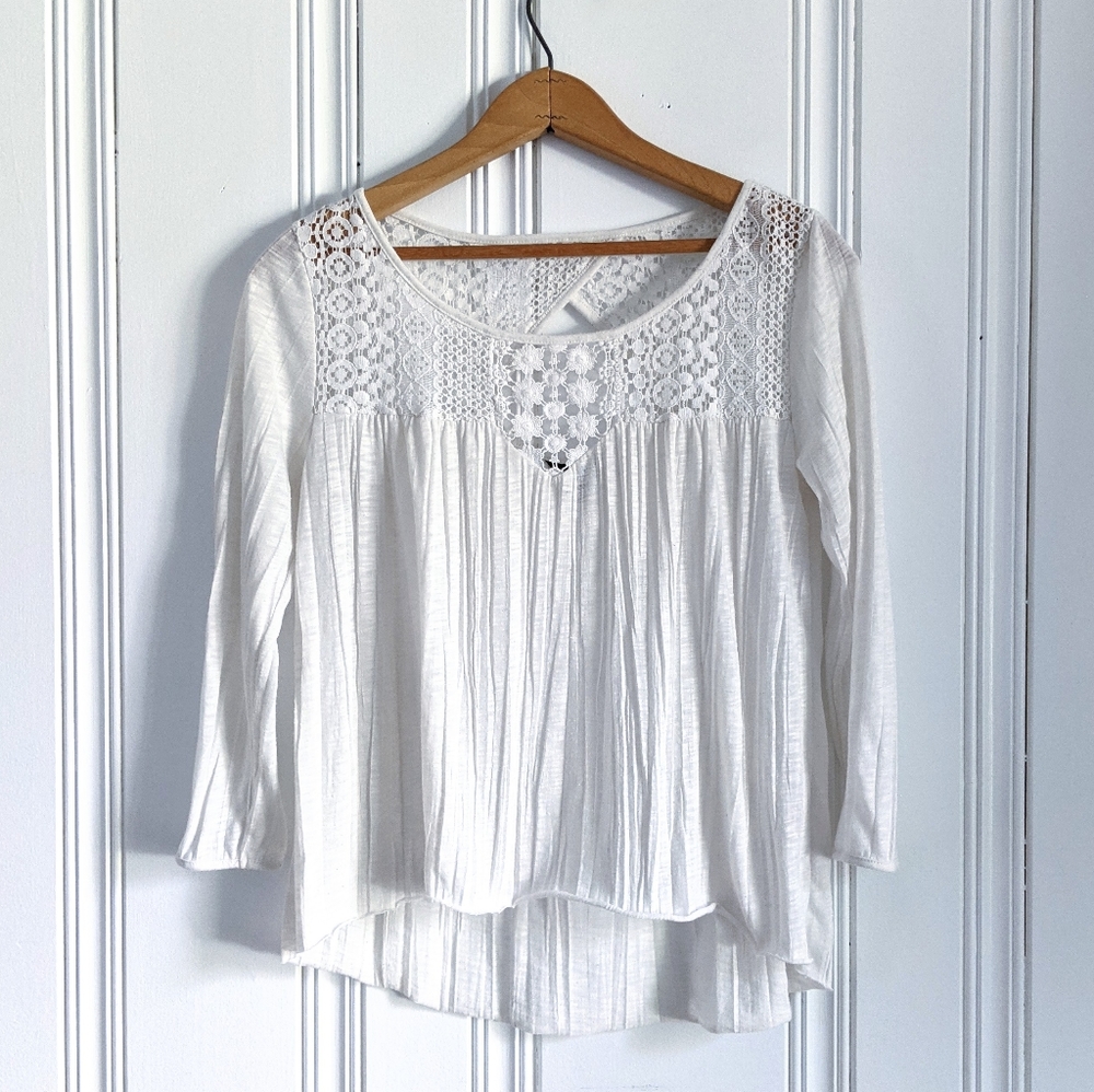 White Crochet Top • American Eagle